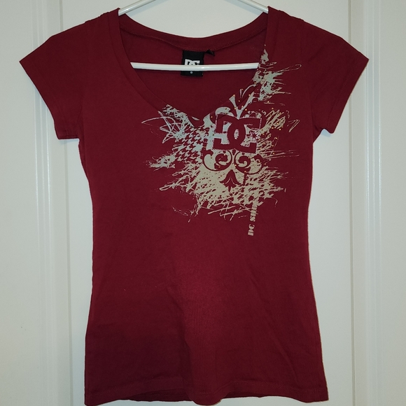 DC Tops - DC Shoes v-neck